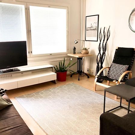 Scandinavian Home In Heart Of Helsinki 26 Exteriör bild