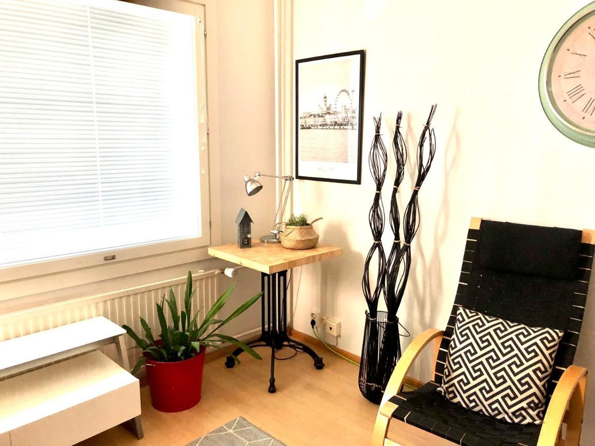 Scandinavian Home In Heart Of Helsinki 26 Exteriör bild